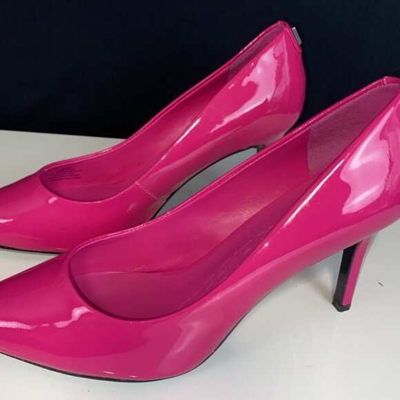 Karl Lagerfeld Paris Royale Women's High Pump - Picture 4 of 6